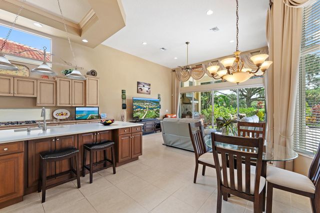 7090 Tradition Cove Lane E, West Palm Beach, FL 33412
