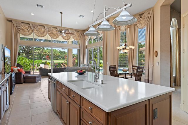 7090 Tradition Cove Lane E, West Palm Beach, FL 33412