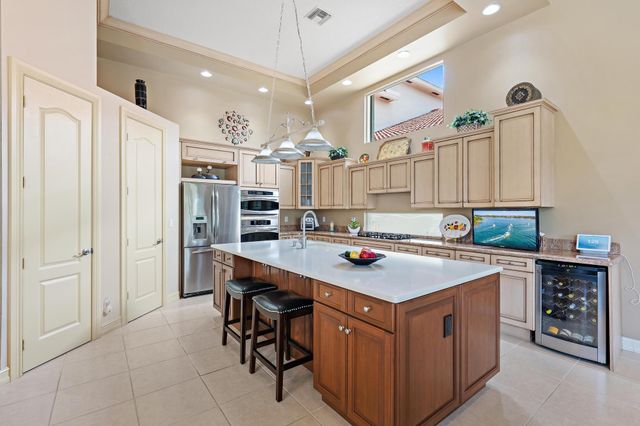 7090 Tradition Cove Lane E, West Palm Beach, FL 33412