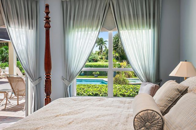 7090 Tradition Cove Lane E, West Palm Beach, FL 33412