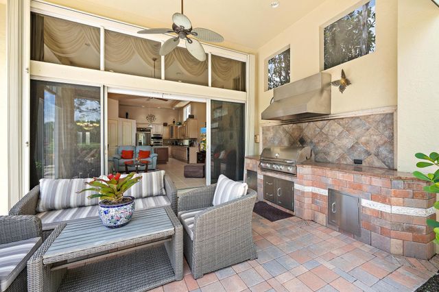 7090 Tradition Cove Lane E, West Palm Beach, FL 33412