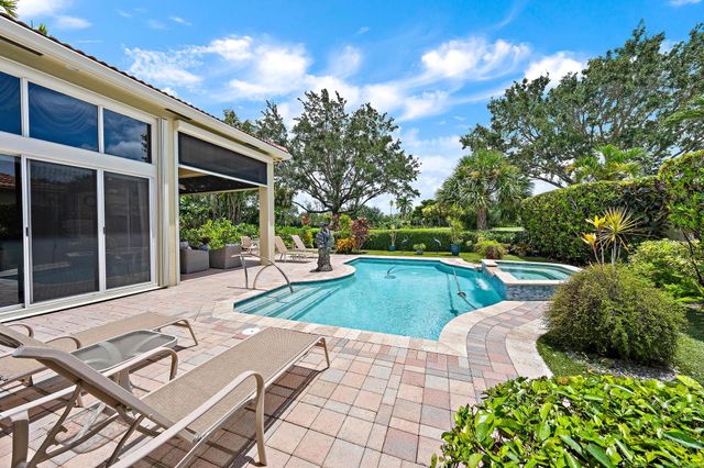 7090 Tradition Cove Lane E, West Palm Beach, FL 33412