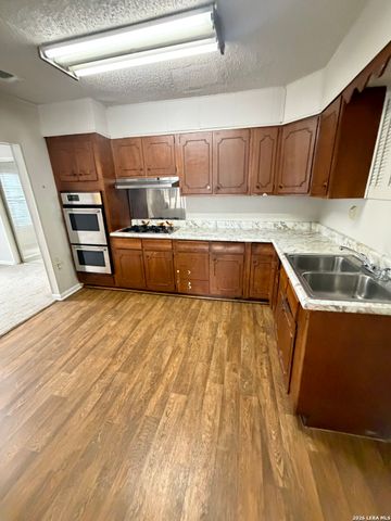 662 Brunswick Blvd, San Antonio, TX 78214