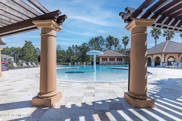 877 BATTERSEA Drive, St. Augustine, FL 32095