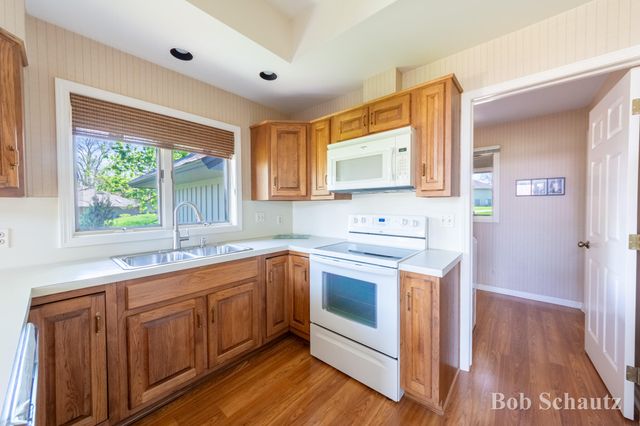 3454 Charlevoix Drive Se, Cascade Twp, MI 49546