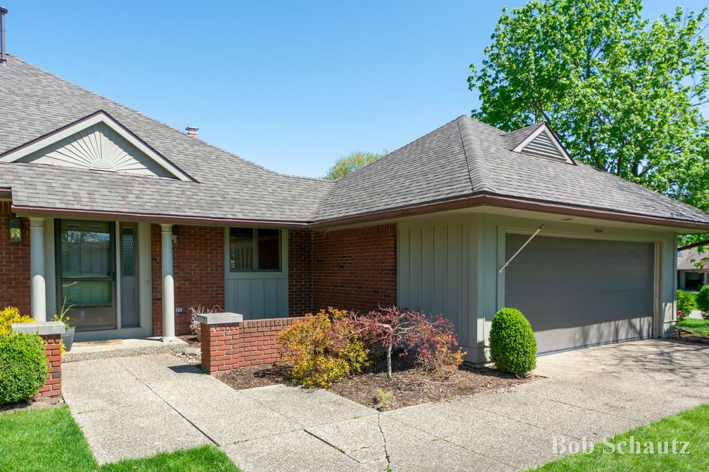 3454 Charlevoix Drive Se, Cascade Twp, MI 49546