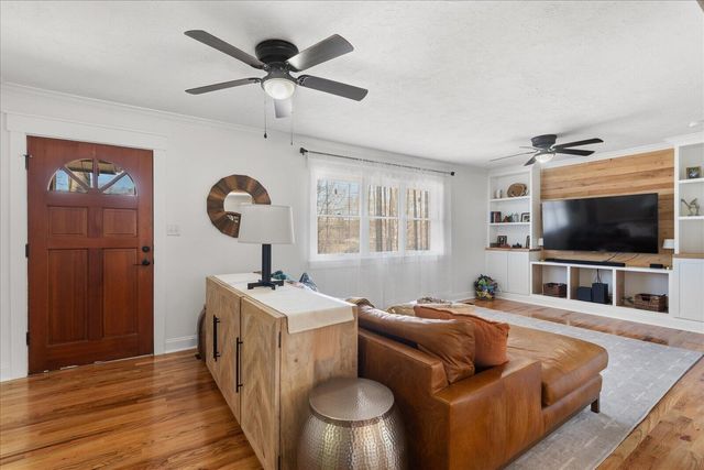 3302 Weeks Circle NE, Cleveland, TN 37312