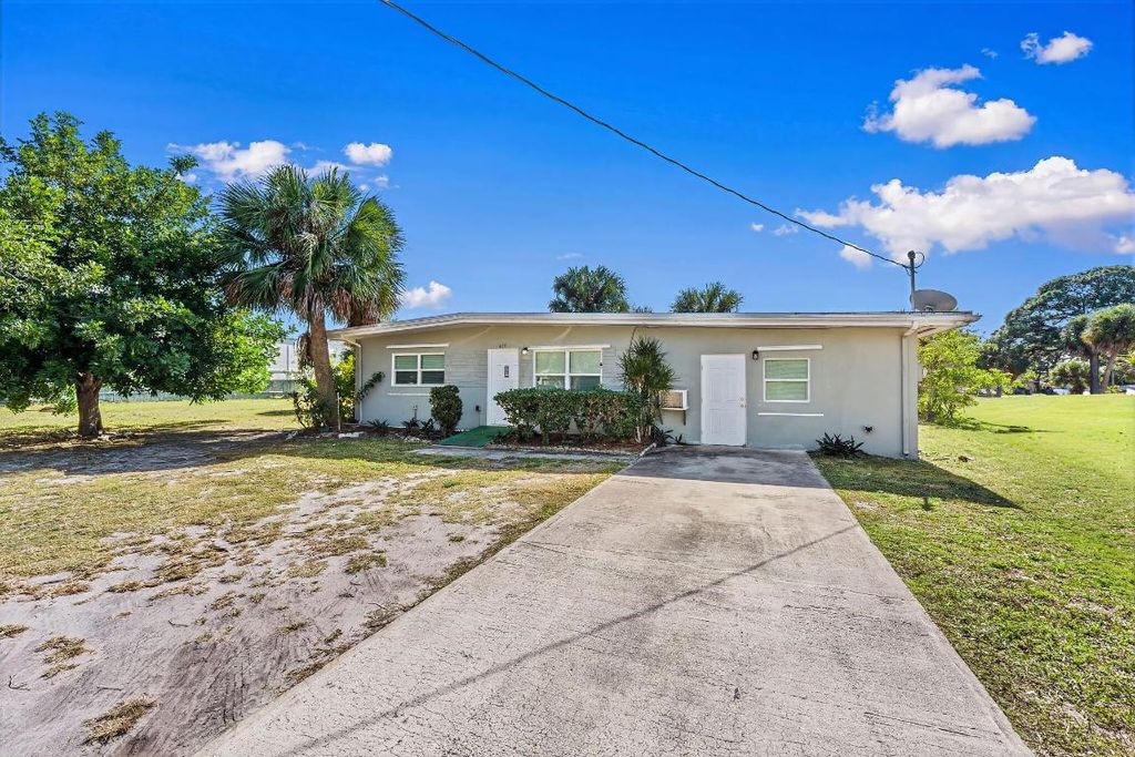 507 Gardenia Avenue, Fort Pierce, FL 34982