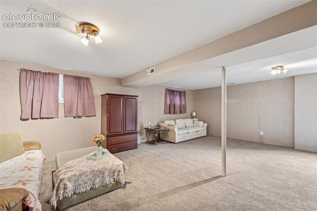 5560 Constitution Avenue, Colorado Springs, CO 80915