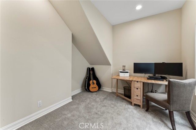 2355 N Beverly Glen Boulevard, Los Angeles, CA 90077