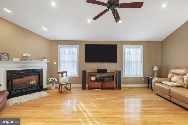 518 N OLD HAMMONDS FERRY RD, Linthicum Heights, MD 21090