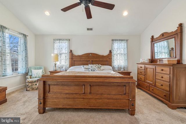 518 N OLD HAMMONDS FERRY RD, Linthicum Heights, MD 21090