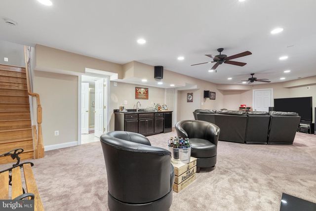 518 N OLD HAMMONDS FERRY RD, Linthicum Heights, MD 21090