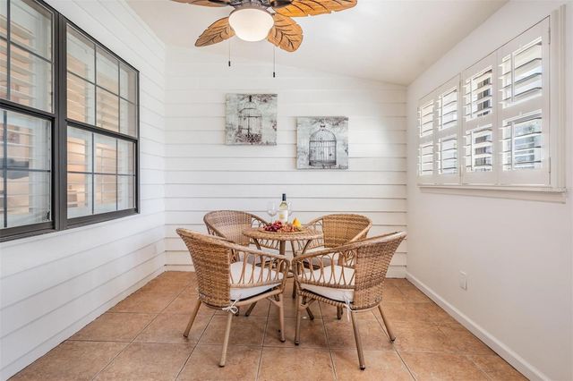 14818 WINDING CREEK COURT, Tampa, FL 33613