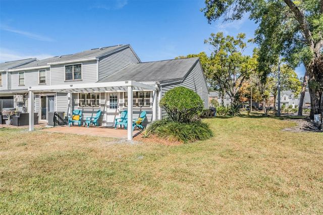 14818 WINDING CREEK COURT, Tampa, FL 33613