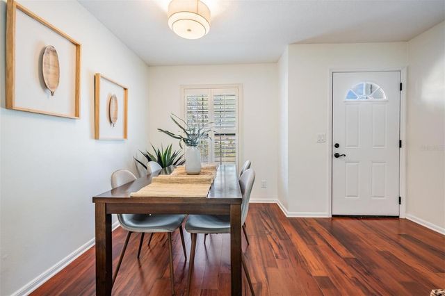 14818 WINDING CREEK COURT, Tampa, FL 33613