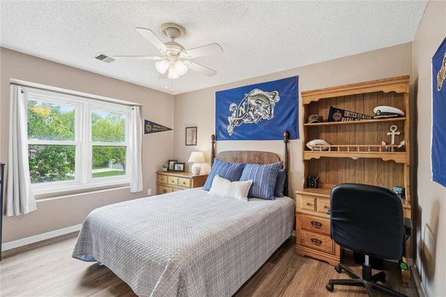 6118 W 157 Terrace, Overland Park, KS 66223