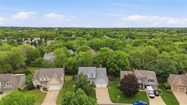 6118 W 157 Terrace, Overland Park, KS 66223