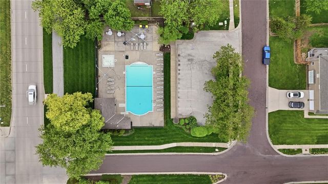 6118 W 157 Terrace, Overland Park, KS 66223
