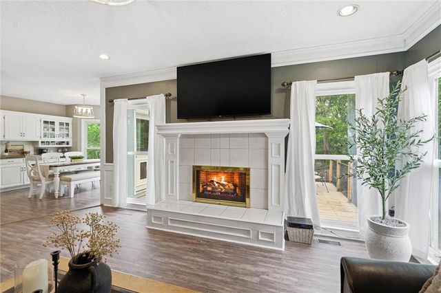 6118 W 157 Terrace, Overland Park, KS 66223