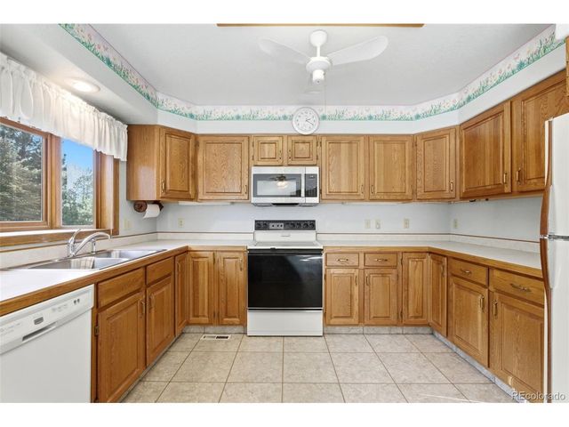 35829 Whispering Pne, Elizabeth, CO 80107