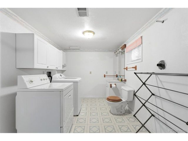 35829 Whispering Pne, Elizabeth, CO 80107