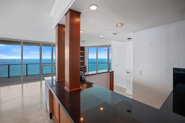 3101 S Ocean Drive 2708, Hollywood, FL 33019