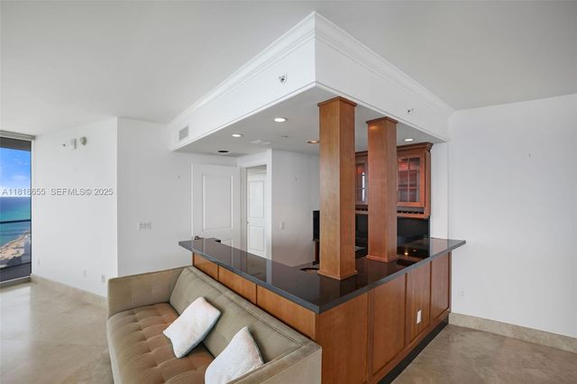 3101 S Ocean Drive 2708, Hollywood, FL 33019
