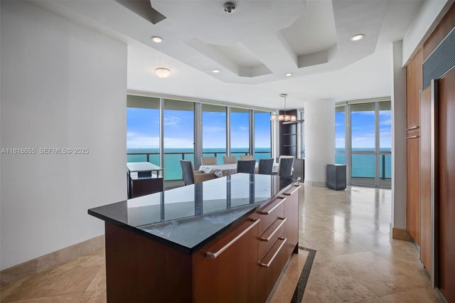 3101 S Ocean Drive 2708, Hollywood, FL 33019