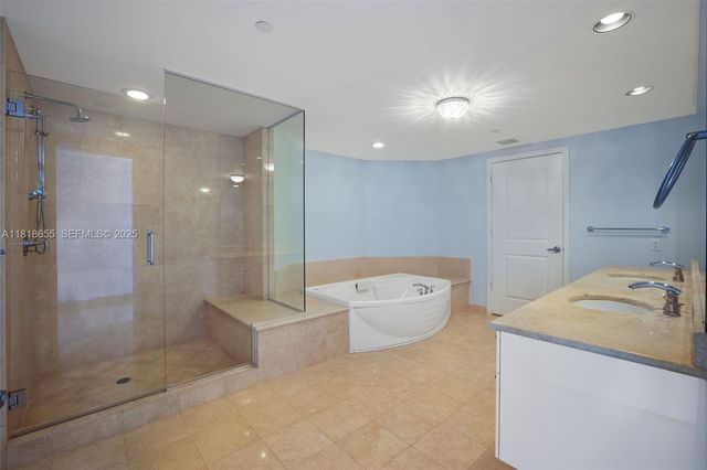 3101 S Ocean Drive 2708, Hollywood, FL 33019