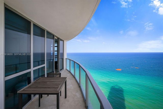 3101 S Ocean Drive 2708, Hollywood, FL 33019