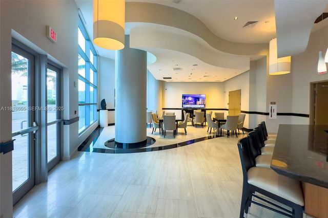3101 S Ocean Drive 2708, Hollywood, FL 33019