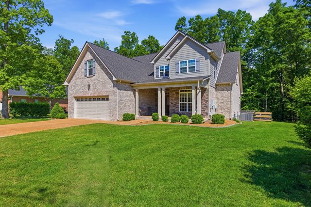 7214 Braxton Bend Dr, Fairview, TN 37062