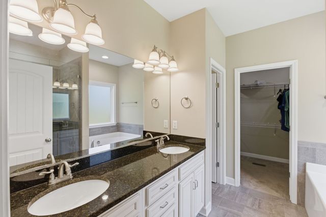 7214 Braxton Bend Dr, Fairview, TN 37062