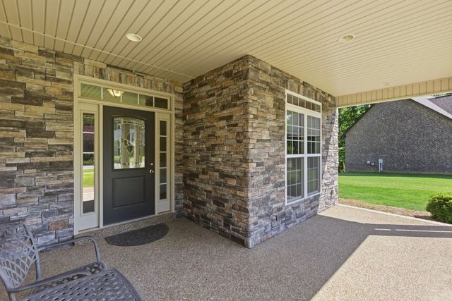 7214 Braxton Bend Dr, Fairview, TN 37062
