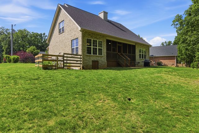 7214 Braxton Bend Dr, Fairview, TN 37062