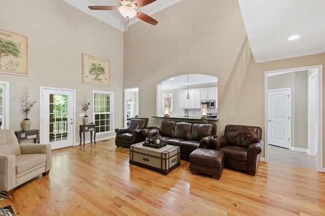 7214 Braxton Bend Dr, Fairview, TN 37062