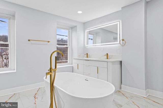 611 FORD ST, Conshohocken, PA 19428