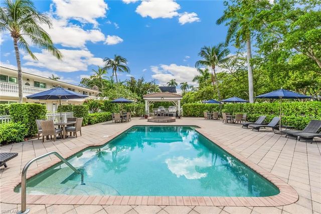 980 7th AVE S 201, Naples, FL 34102