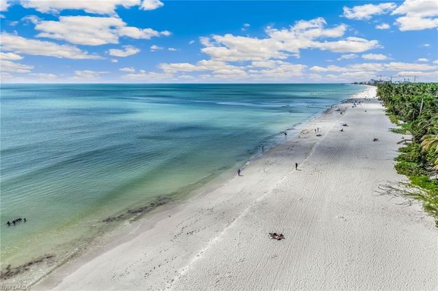 980 7th AVE S 201, Naples, FL 34102