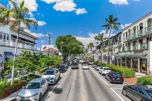 980 7th AVE S 201, Naples, FL 34102