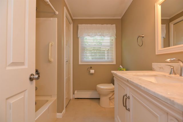 73 Brown Hill Road, Hampstead, NH 03826