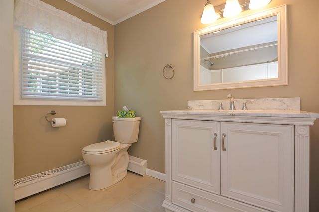 73 Brown Hill Road, Hampstead, NH 03826