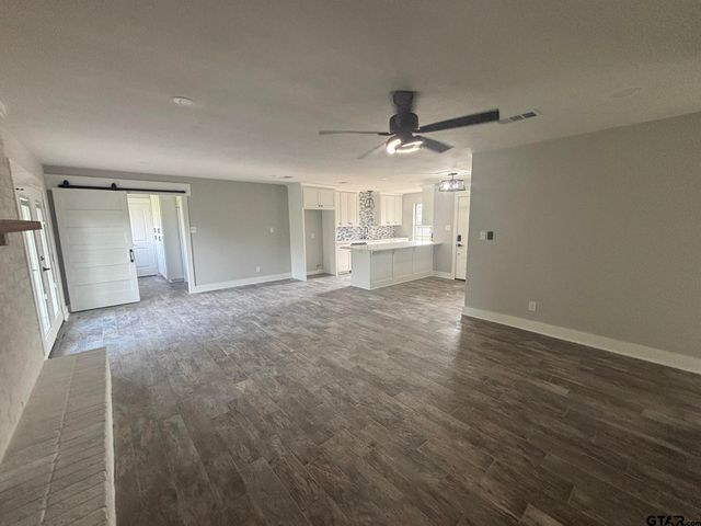 206 Park Lane, Pittsburg, TX 75686