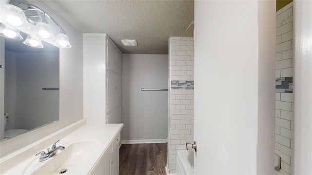 3800 East 29th Street 15, Bryan, TX 77802