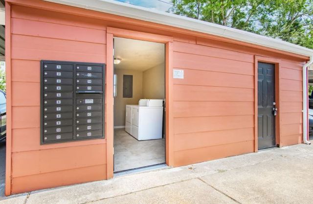 3800 East 29th Street 15, Bryan, TX 77802