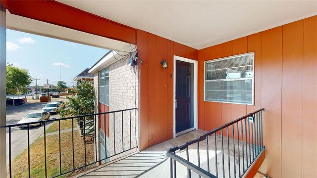 3800 East 29th Street 15, Bryan, TX 77802