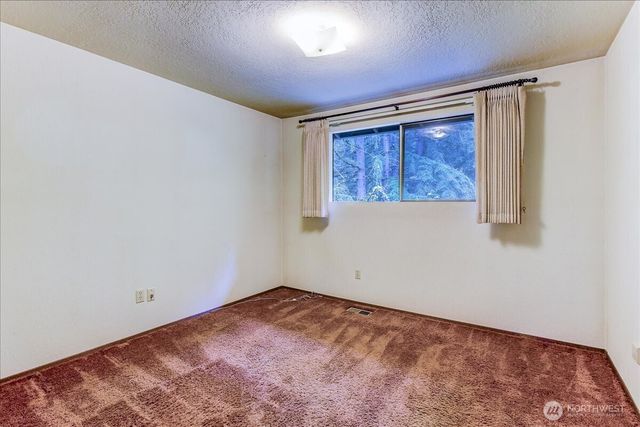 22905 35th Avenue SE, Bothell, WA 98021