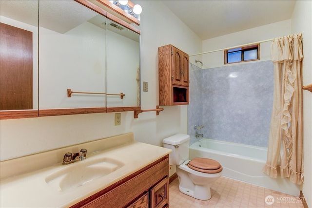 22905 35th Avenue SE, Bothell, WA 98021