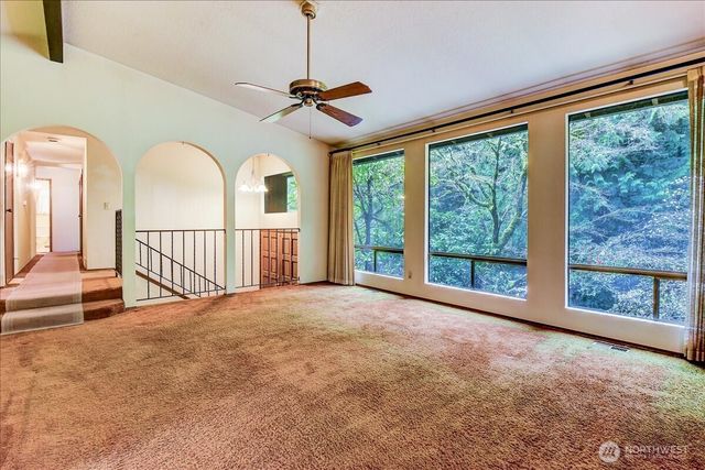 22905 35th Avenue SE, Bothell, WA 98021